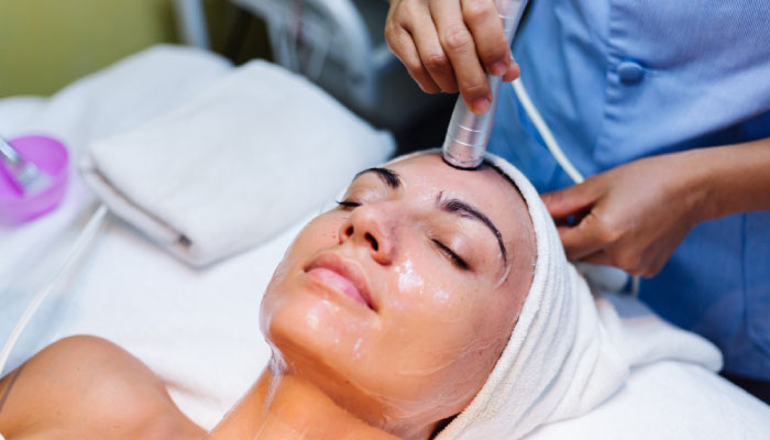 Face Rejuvenation: Chemical Peeling & Dermabrasion